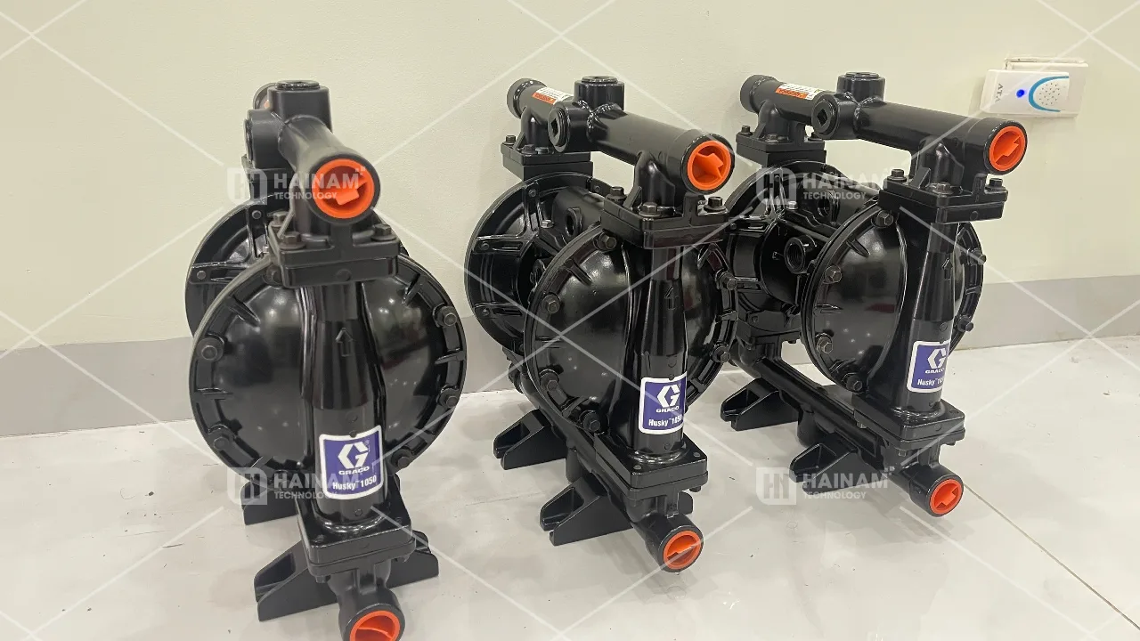 bơm màng husky là gì